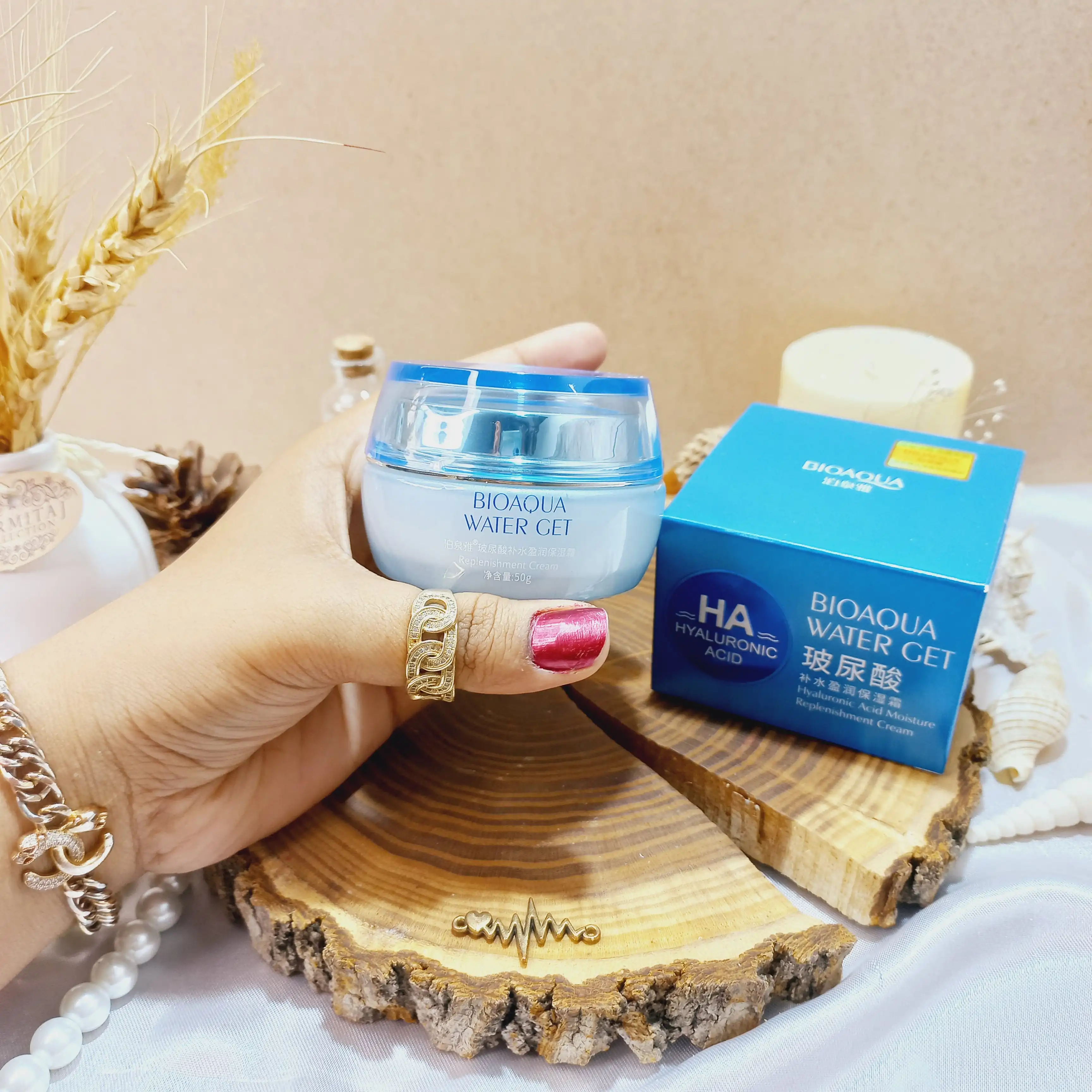 کرم روز مرطوب کننده هیالورونیک اسید بیوآکوا BIOAQUA کد BQY3955
