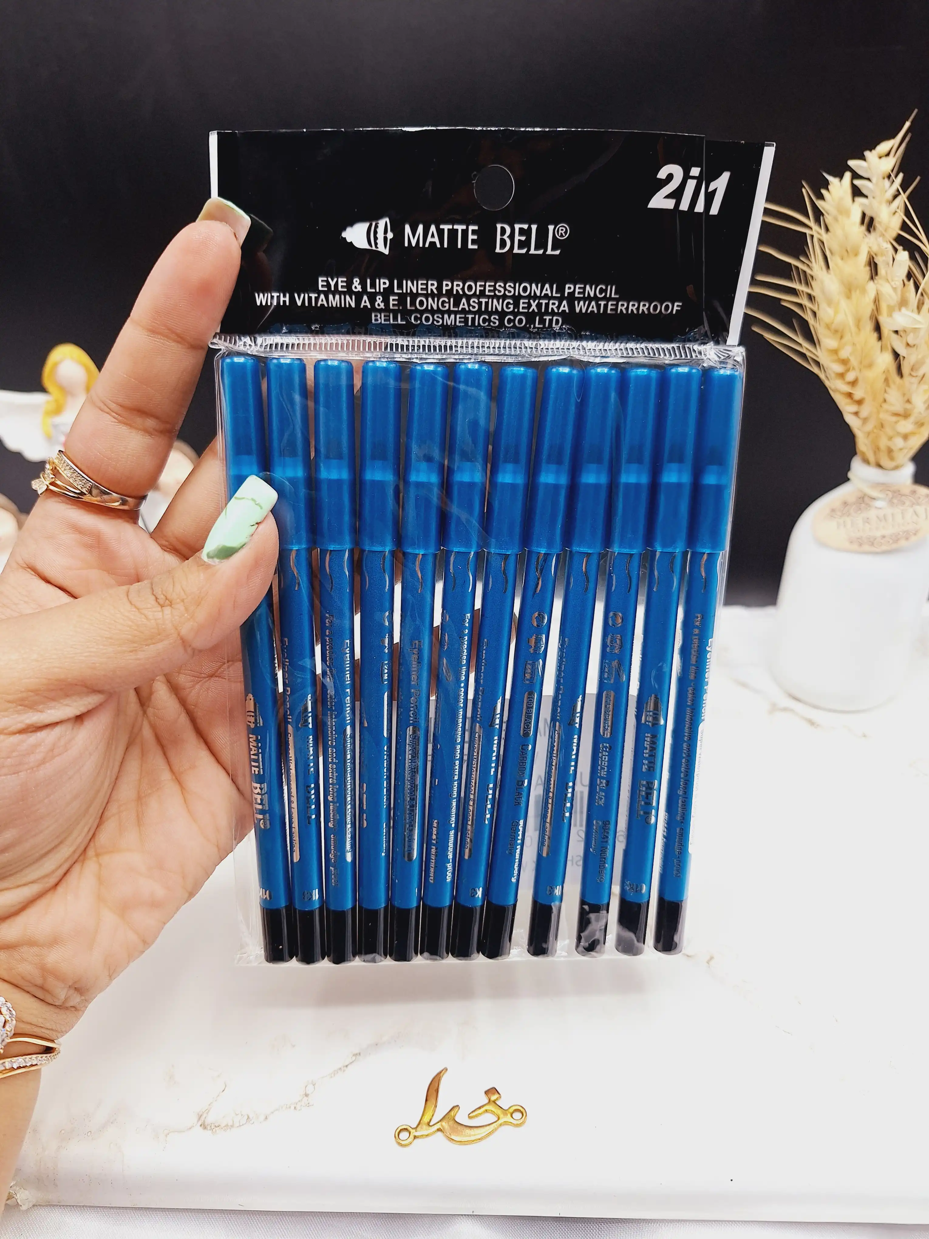 مداد شمعی مشکی برند مات بل MATTE BELL کد 6530